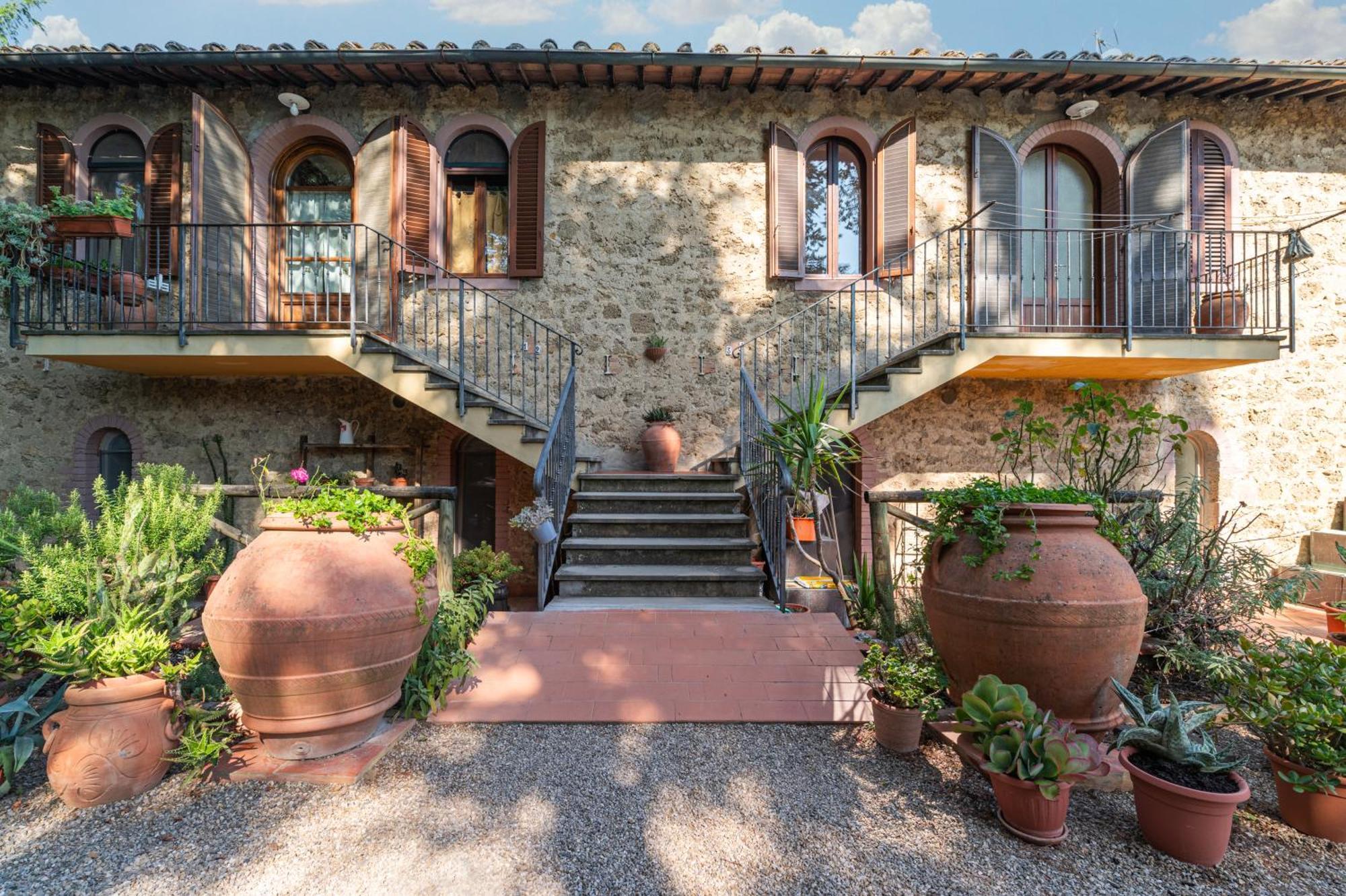 Antico Podere Il Bugnolo Poggibonsi Exterior photo